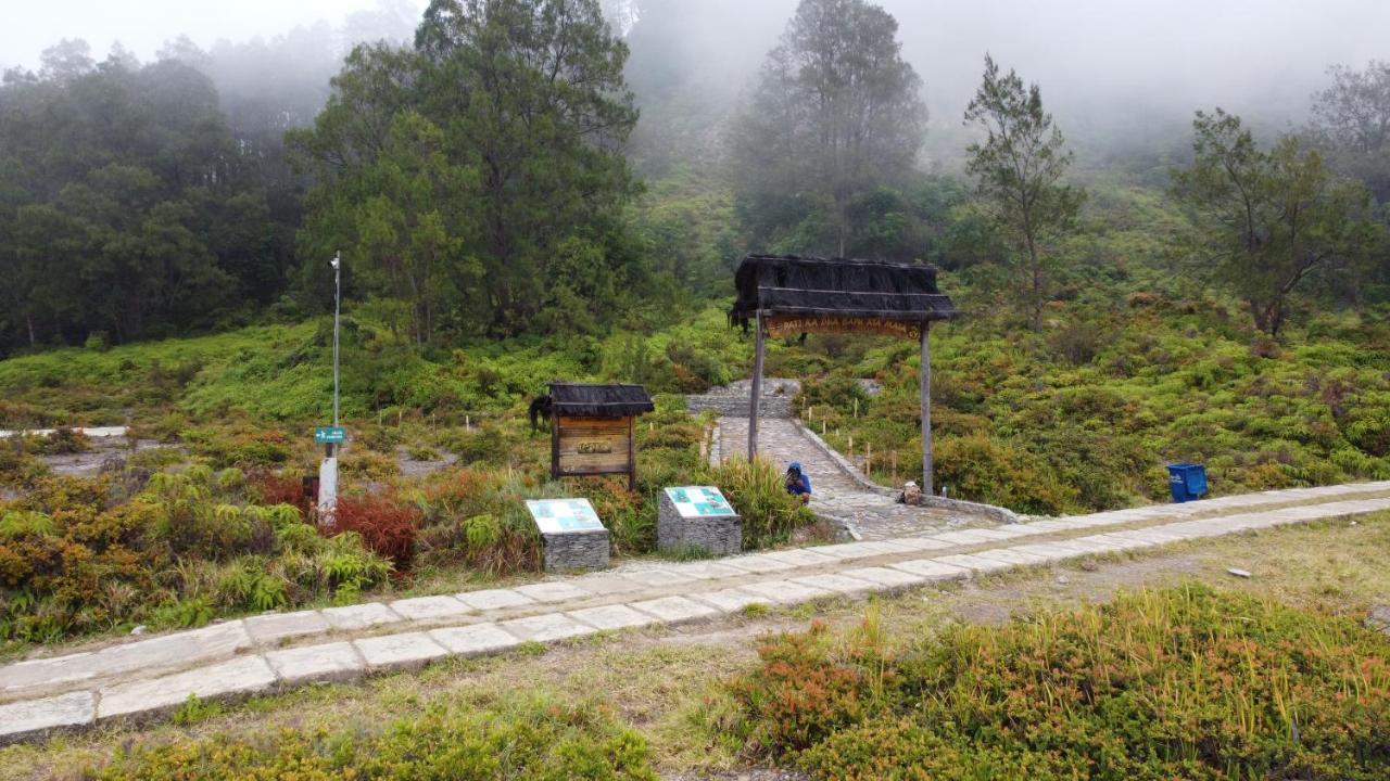 Wisma Kelimutu Ende Ngoại thất bức ảnh